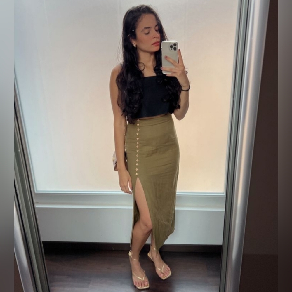 ZaraBUTTONED LINEN BLEND MIDI SKIRT